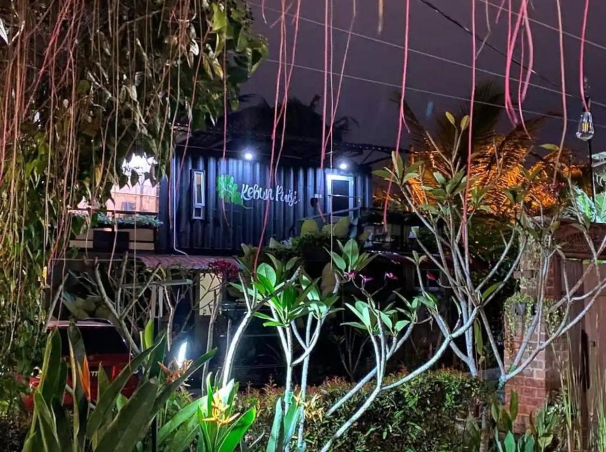 Kebun Puisi Villa Kajang Luaran gambar